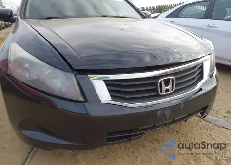 2010 Honda Accord 2.4 Lx z USA, uszkodzony, nr VIN 1HGCP2F3XAA164178